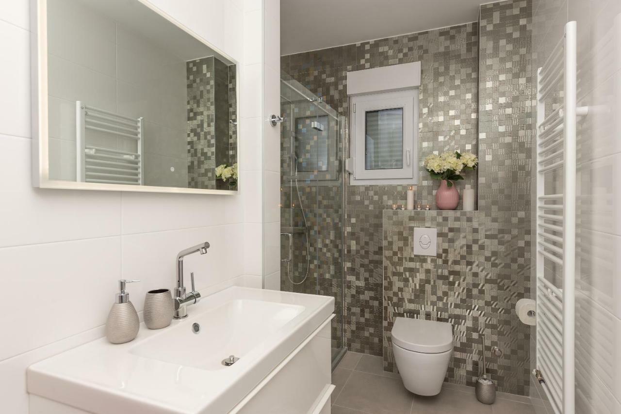 Penthouse Jure Apartment Makarska Exterior photo