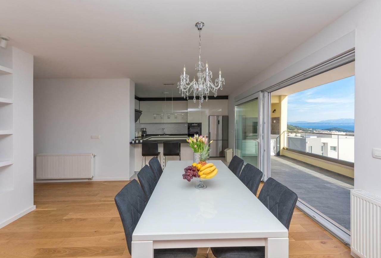 Penthouse Jure Apartment Makarska Exterior photo