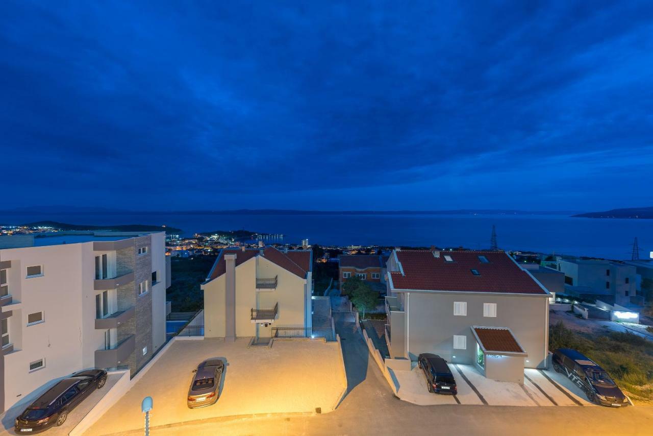 Penthouse Jure Apartment Makarska Exterior photo
